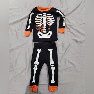 Carters 12 month Halloween skeleton pants and shirt / costume. GLOW IN THE DARK